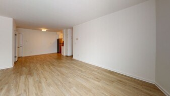 Wilshire Embassy Apartments in Los Angeles, CA - Building Photo