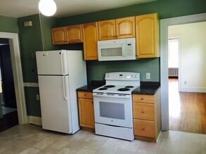 154 Edgemere Ave, Unit 154 Edgemere Ave in West Hartford, CT - Building Photo - Building Photo