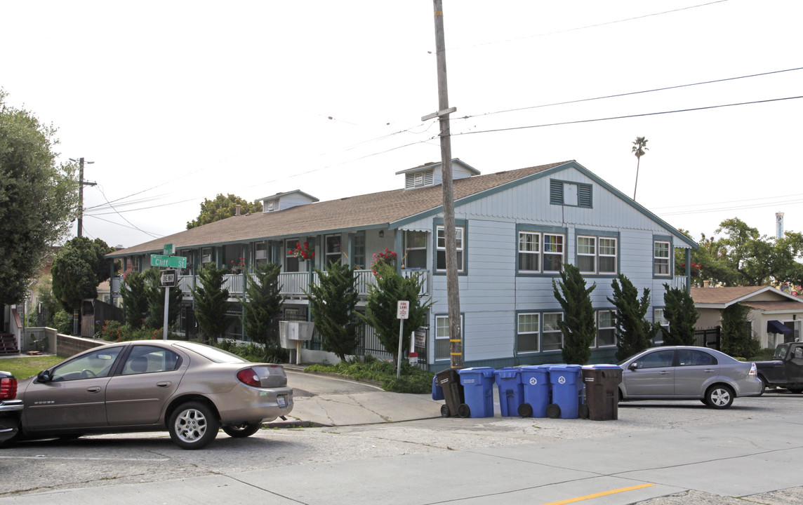 306 Cliff St in Santa Cruz, CA - Foto de edificio