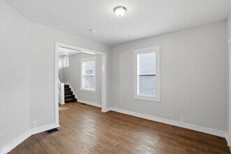 512 N Beville Ave in Indianapolis, IN - Building Photo - Building Photo