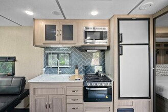 2014 Newman St in Orlando, FL - Building Photo - Building Photo