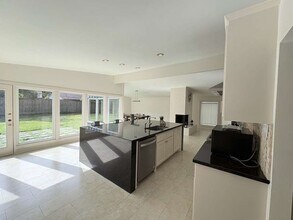 4711 Imogene St in Houston, TX - Building Photo - Building Photo