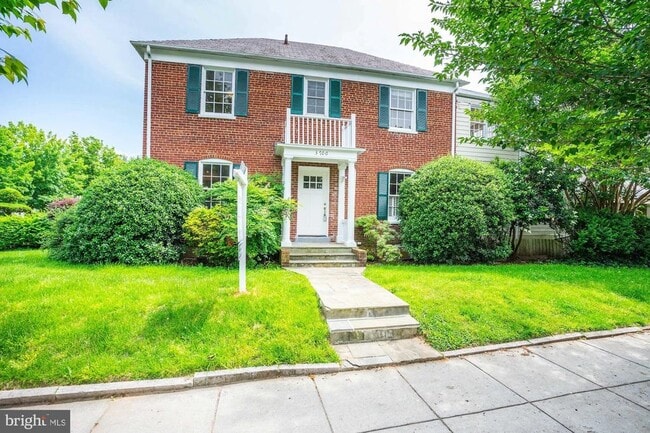 property at 3700 S St NW