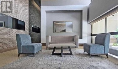 350-1350 Seneca Hill Dr in Toronto, ON - Building Photo - Building Photo
