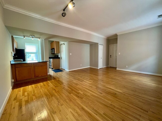 property at 5653 Waterman Blvd