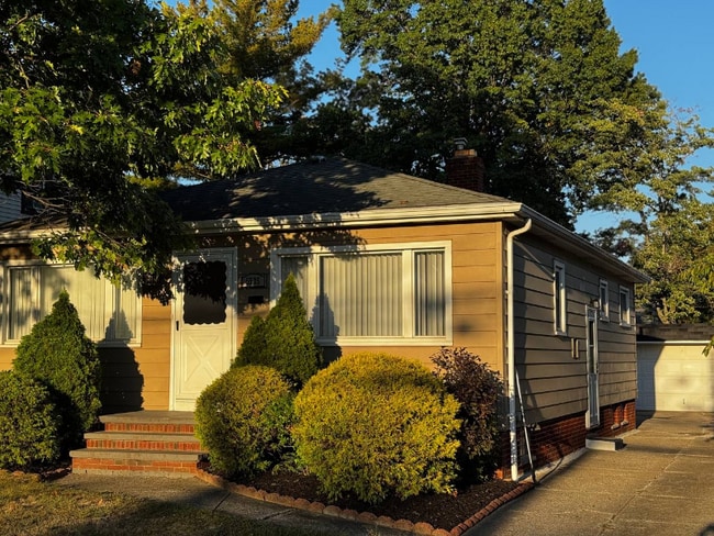 5535 W 54th St in Cleveland, OH - Building Photo - Building Photo