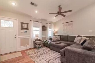 1128 Wayne Dr SW in Snellville, GA - Building Photo - Building Photo