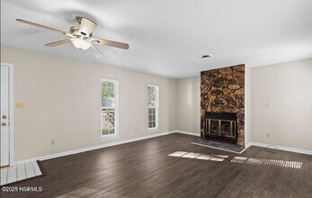 210 Country Rd in Jacksonville, NC - Building Photo - Building Photo
