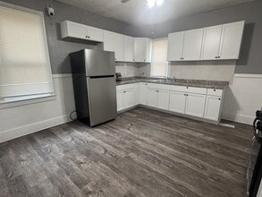 143 Myrtle St in Rochester, NY - Building Photo - Building Photo