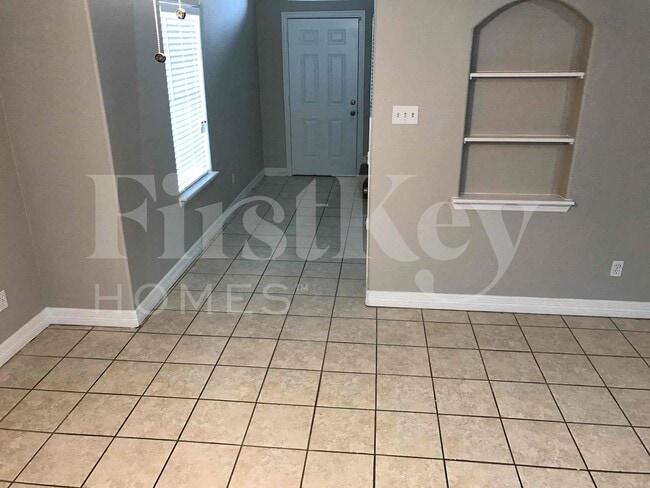 214 N Native Ln in Houston, TX - Building Photo - Building Photo