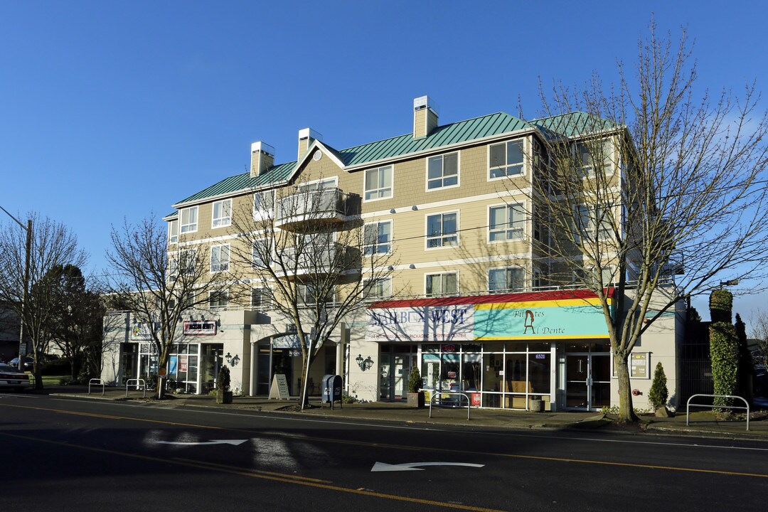 Ivy Court Apartments in Seattle, WA - Foto de edificio