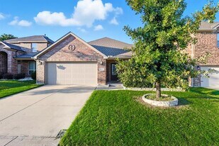 10120 Long Branch Dr in McKinney, TX - Building Photo