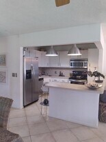 2403 Lowson Blvd in Delray Beach, FL - Building Photo