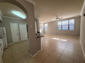 911 N Orange Ave, Unit 125 in Orlando, FL - Building Photo - Building Photo