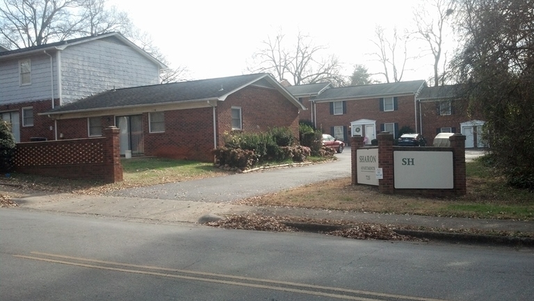 Sharon Apartments in Shelby, NC - Foto de edificio