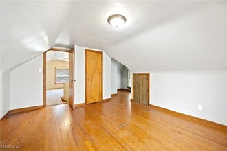 4900 E 86th St in Garfield Heights, OH - Foto de edificio - Building Photo
