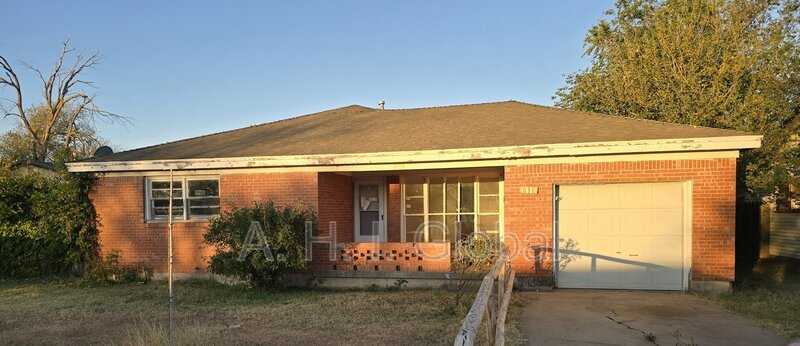 4114 S Bowie St in Amarillo, TX - Building Photo