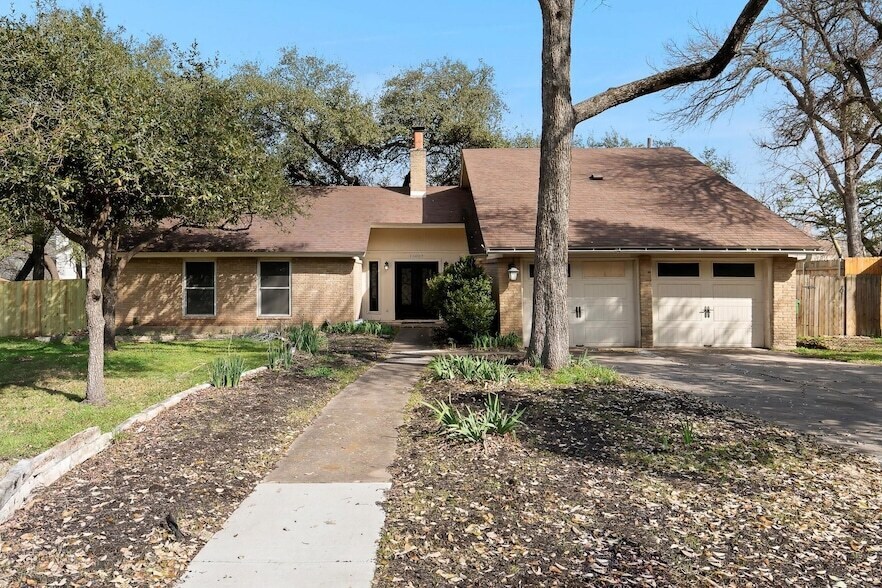 13007 Stillforest St in Austin, TX - Building Photo