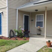 Wedgewood Arms Apartments in Greenville, NC - Building Photo