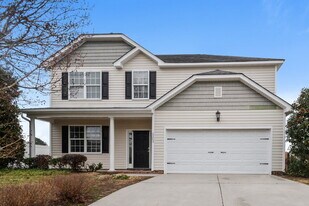 2203 King Malcolm Ln in Zebulon, NC - Building Photo