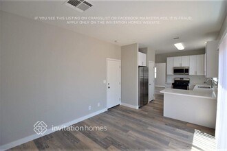 84 Magical Mystery Ln in Henderson, NV - Building Photo - Building Photo