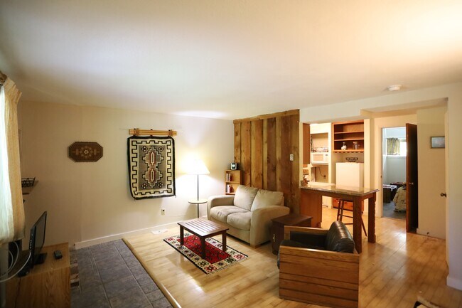 18 Windsor Hill Way in Waterville Valley, NH - Building Photo - Building Photo