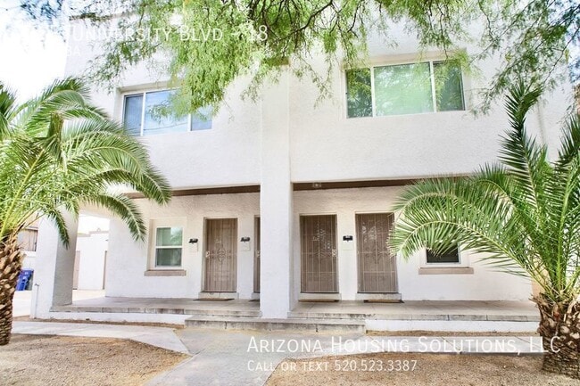 12 E University Blvd-Unit -18 in Tucson, AZ - Building Photo - Building Photo