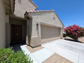 6952 W Golden Ln in Peoria, AZ - Building Photo - Building Photo