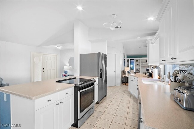 property at 4530 W Coral Cir