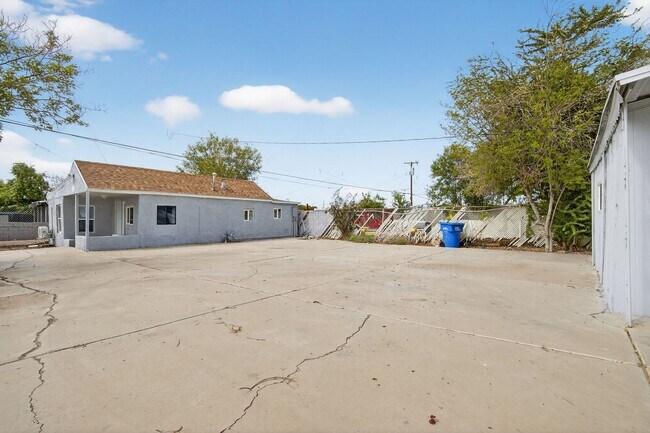 1410 S 24th Ave in Phoenix, AZ - Building Photo - Building Photo