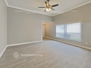 1222 Tuxford Dr in Brandon, FL - Foto de edificio - Building Photo