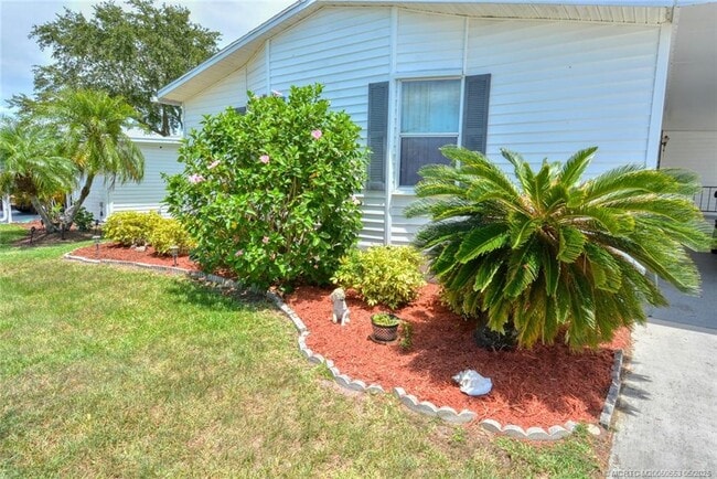 property at 3107 Columbrina Cir