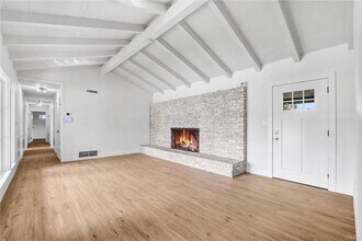 20738 Bryant St in Los Angeles, CA - Building Photo - Building Photo