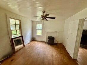 1608 NC-87 in Elon, NC - Building Photo - Building Photo