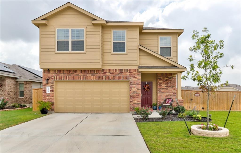613 Circle Wy in Jarrell, TX - Building Photo