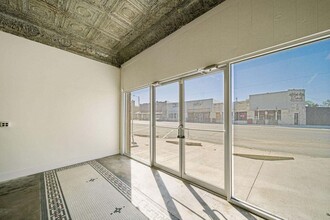 123 W Ferry St in Salina, OK - Building Photo - Interior Photo