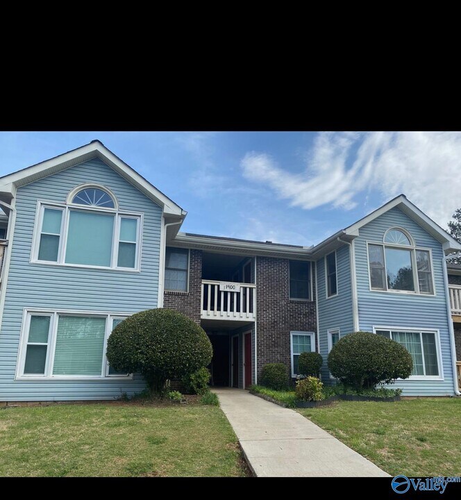 1409 Liberty Dr in Madison, AL - Building Photo