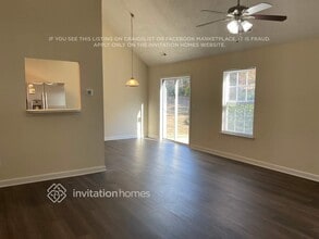 1124 Crowders Woods Dr in Gastonia, NC - Foto de edificio - Building Photo