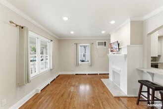 113 Oak St in Ridgewood, NJ - Building Photo - Building Photo