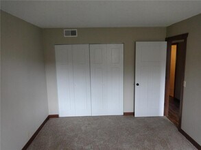 1609 10th St SE in Rochester, MN - Building Photo - Building Photo