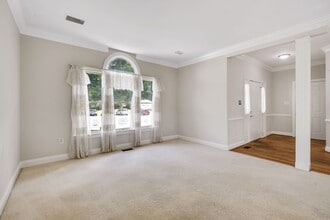 9202 Linden Grove Ct in Silver Spring, MD - Building Photo - Building Photo