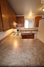 3726 S Kelly Ave in Portland, OR - Building Photo - Building Photo
