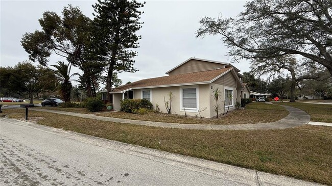 14731 Pine Glen Cir in Lutz, FL - Building Photo - Building Photo