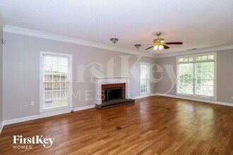 7780 Hawkcrest Dr in Memphis, TN - Building Photo - Building Photo