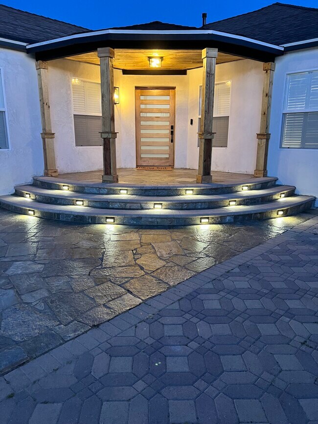 property at 1427 W 87th St
