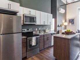 Philip Houze in Detroit, MI - Building Photo