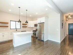 2212 Palisade Ave in Weehawken, NJ - Building Photo - Building Photo