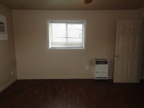 5520 Cottonwood Ave in Olivehurst, CA - Building Photo - Building Photo