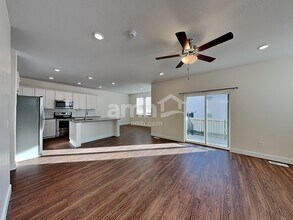 2348 S Wild Horse Way in Bluffdale, UT - Building Photo - Building Photo