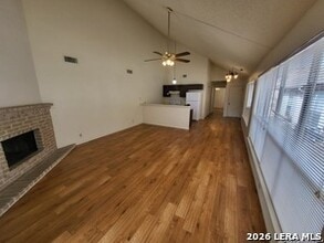 8427 Cranberry Hill in San Antonio, TX - Building Photo - Building Photo